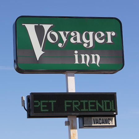 Voyager Inn Saint Ignace Eksteriør bilde