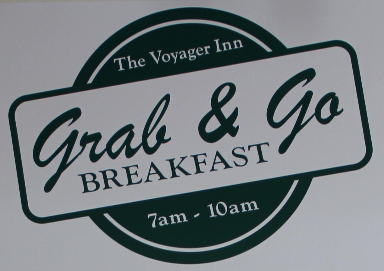 Voyager Inn Saint Ignace Eksteriør bilde